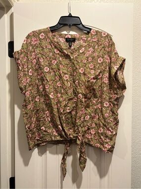 Jessica Simpson Short Sleeve Blouse